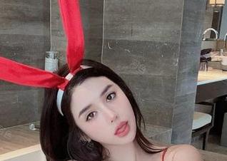 微密圈 – 阿色当秘书来点不一样的，真不愧是图集中最大的一道风景线。