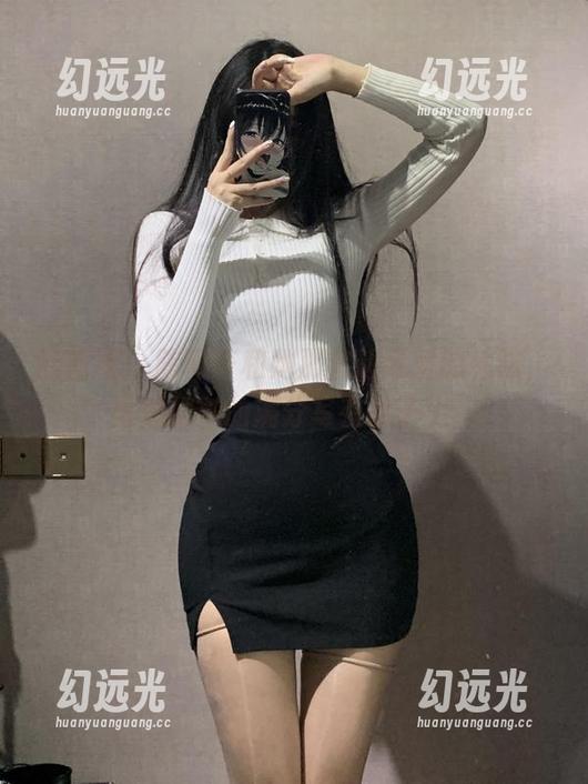 微密圈 - 陈佩奇和她那套超可爱的棉袜，好想把她的满分写在袜子上！