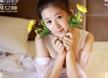 青豆客 – 王婉悠黑白高清合集，脑海中突然冒出几个词，似乎也是复杂的