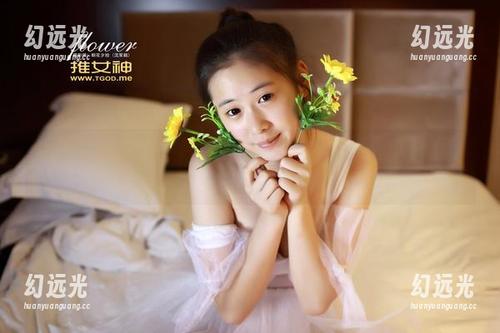 青豆客 - 王婉悠黑白高清合集，脑海中突然冒出几个词，似乎也是复杂的