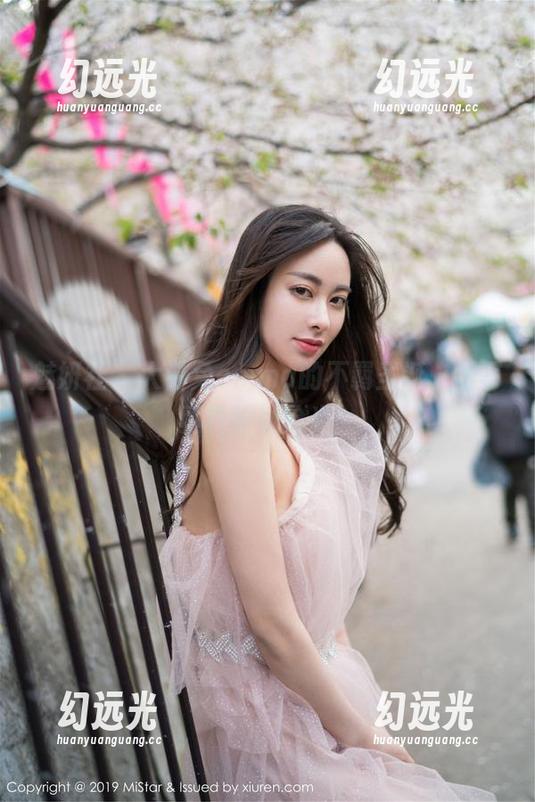 魅妍社 - 大白兔emma的不羁圣诞，写写真真怕被抢光！