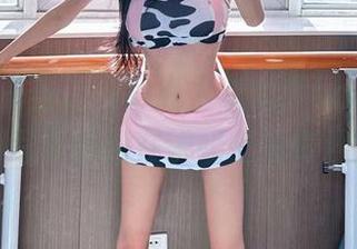 微密圈 – 当后妈裙遇上黎允熙baby，高清写真好像在讲奶茶的奇遇！